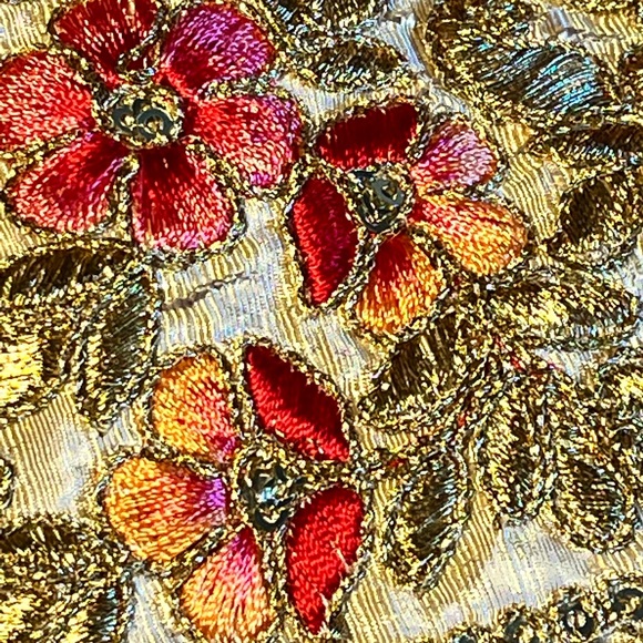 Tara Pashmina handmade new 78” x 27” Embroidered beaded sequence crystals - Picture 3 of 6